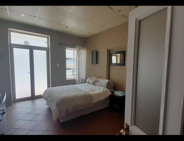5 BEDROOM HOUSE SOLD IN GANSBAAI CENTRAL